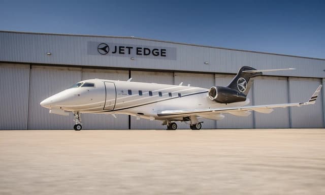Challenger 300 N309JE