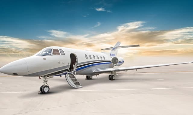 Hawker 900XP N702SS