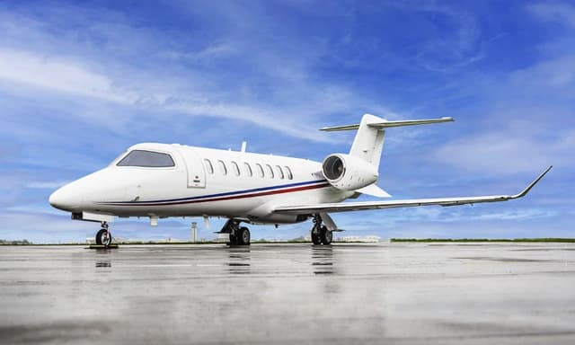 Learjet 45 N599SL