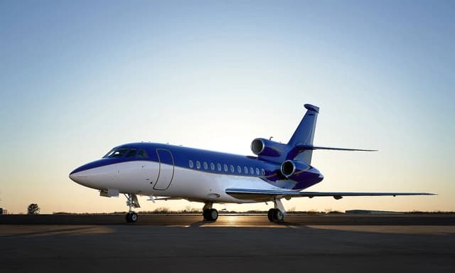 Falcon 900EX N888ZA