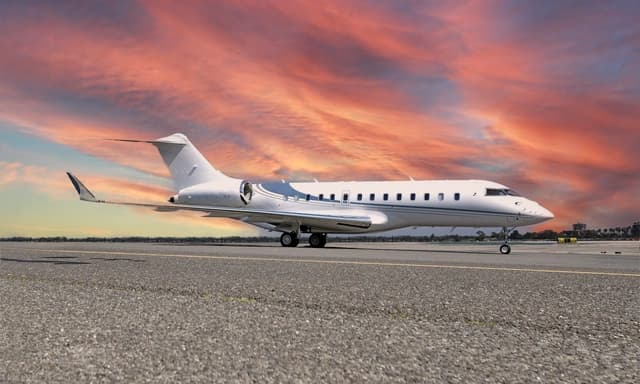 Global 5000 N80AK