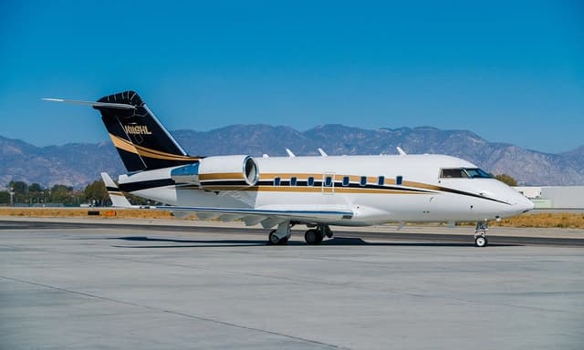 Challenger 601-3A N116HL