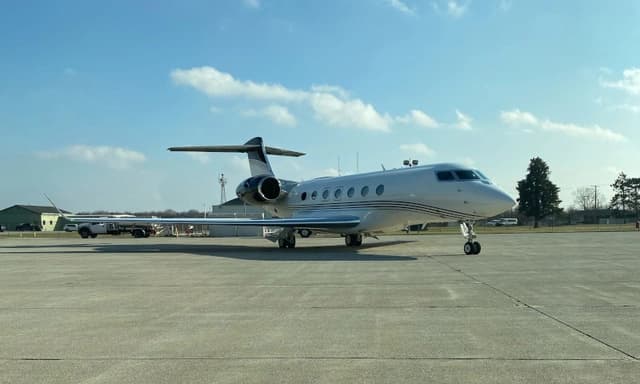 Gulfstream GVII-G600 N148L