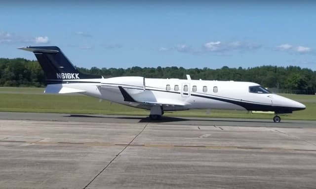 Learjet 70 N616KK