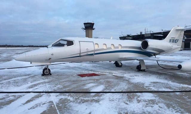Learjet 35A N181EF