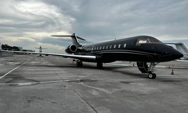 Global Express XRS N70ES
