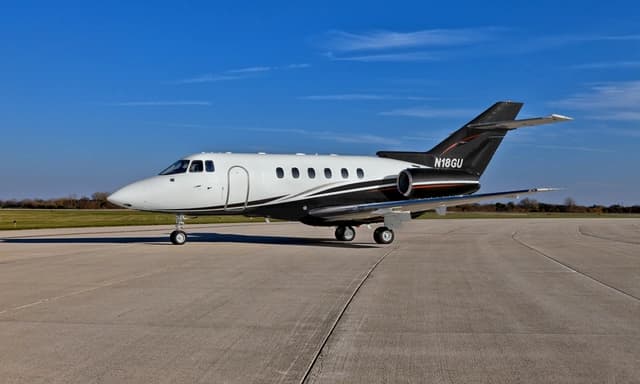 Hawker 800XP N18GU