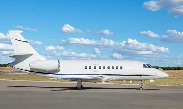 Falcon 2000EX EASy N799RB
