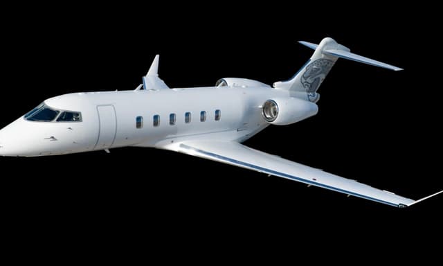 Challenger 3500 N435FG