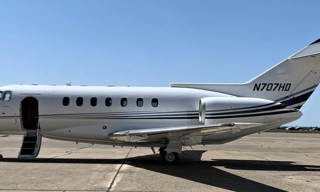 Hawker 1000 N707HD