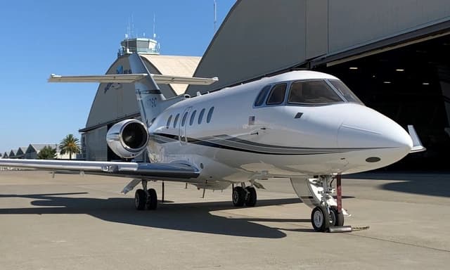Hawker 800XP N167SC