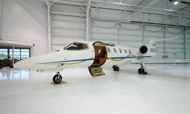 Learjet 35A N367DA