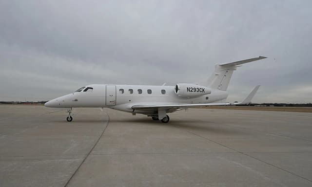 Embraer Phenom 300E N293CK