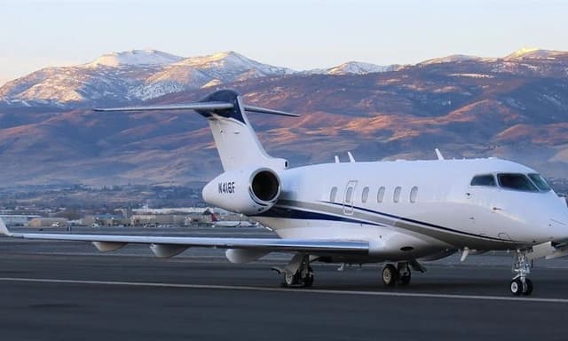 Challenger 300 N416F