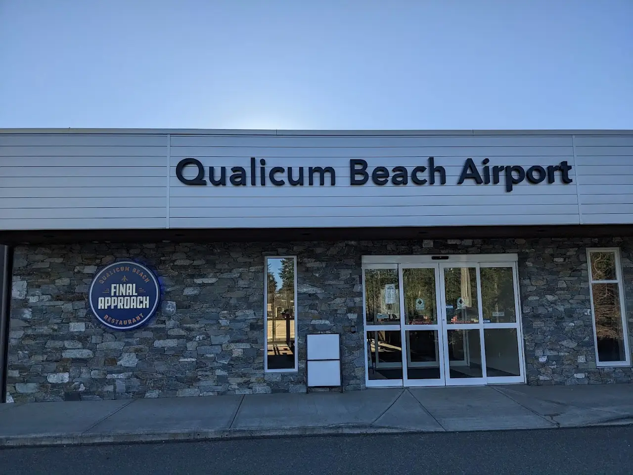 Qualicum Beach Airport