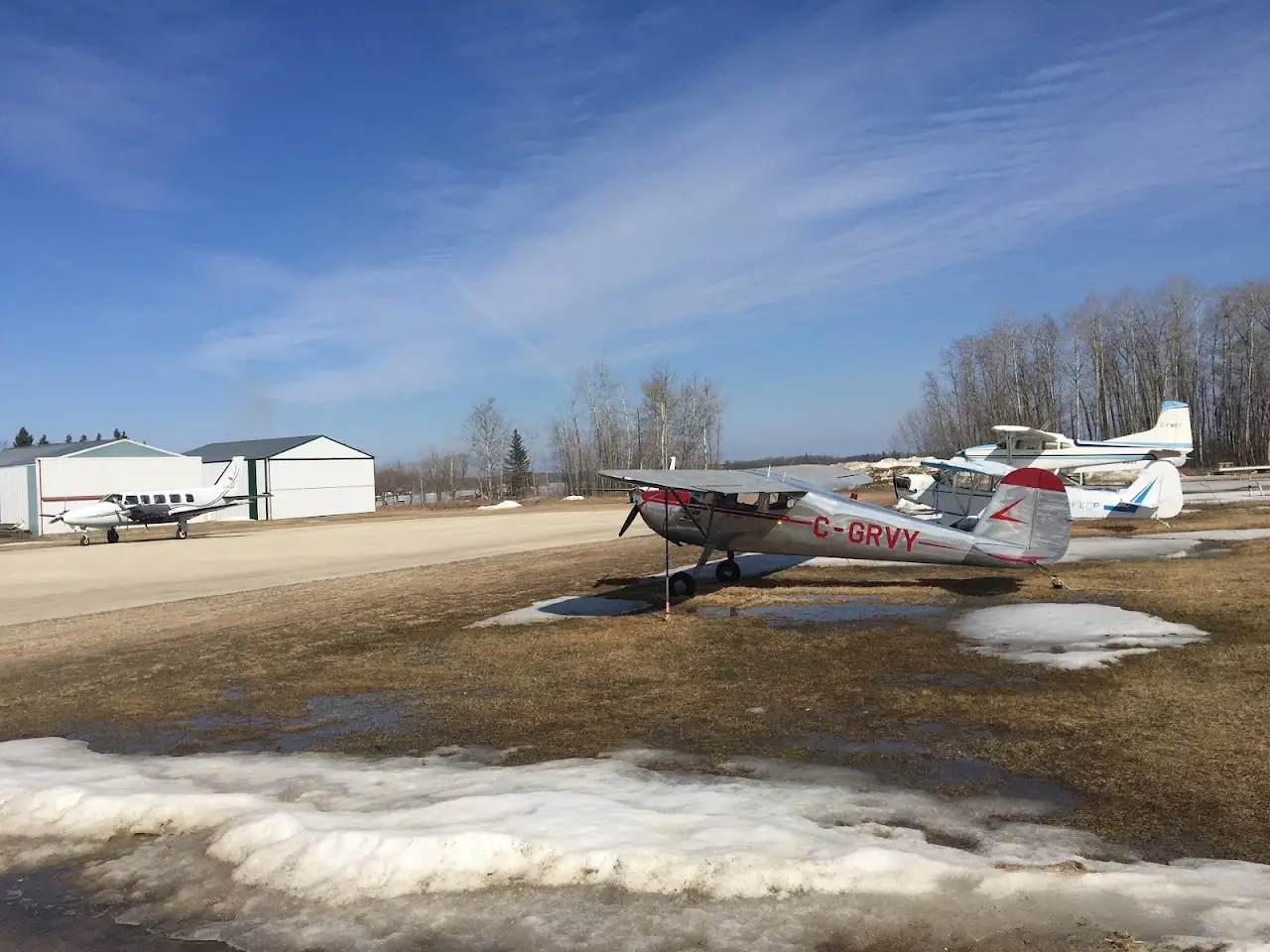 Lac du Bonnet Airport
