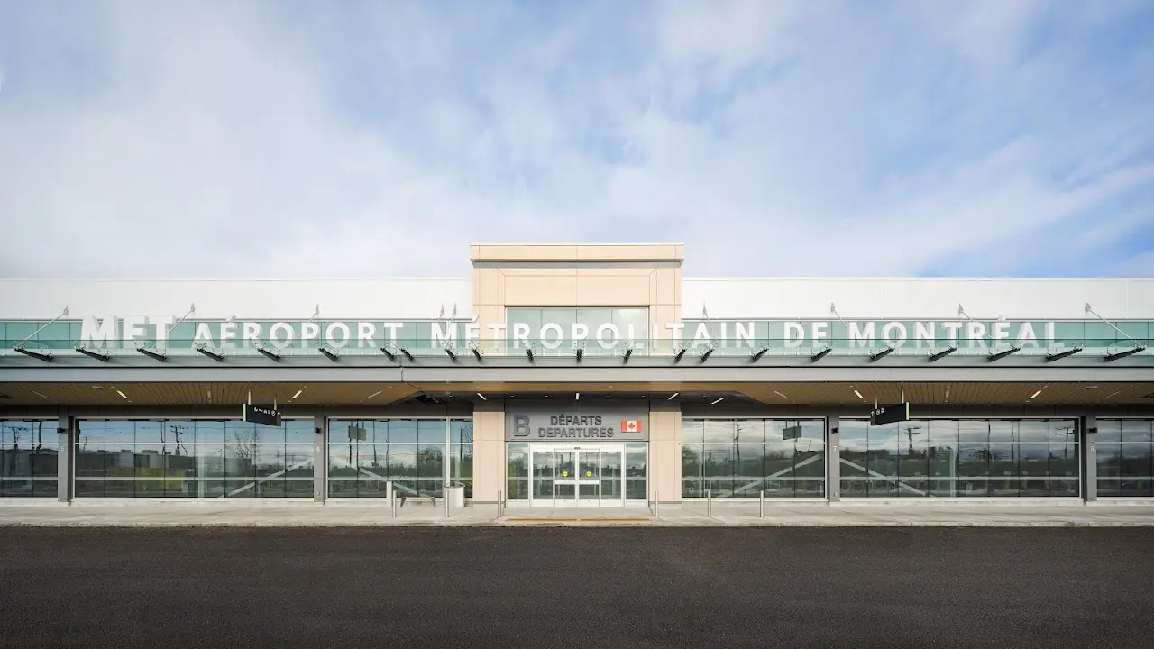 Montréal / Saint-Hubert Metropolitan Airport