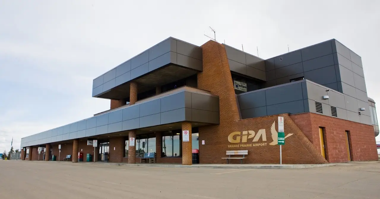 Grande Prairie Airport