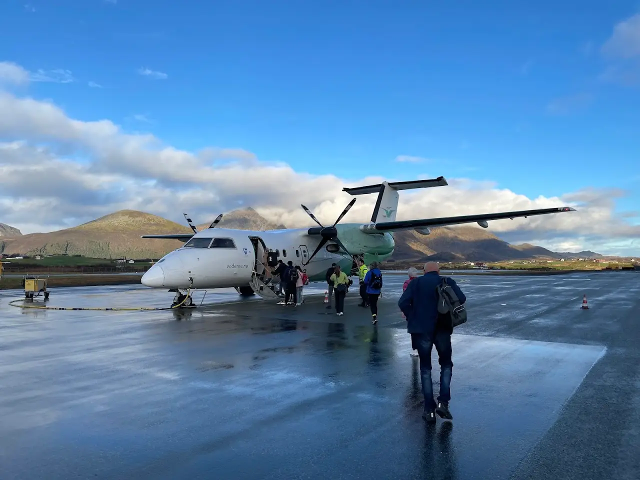 Leknes Airport