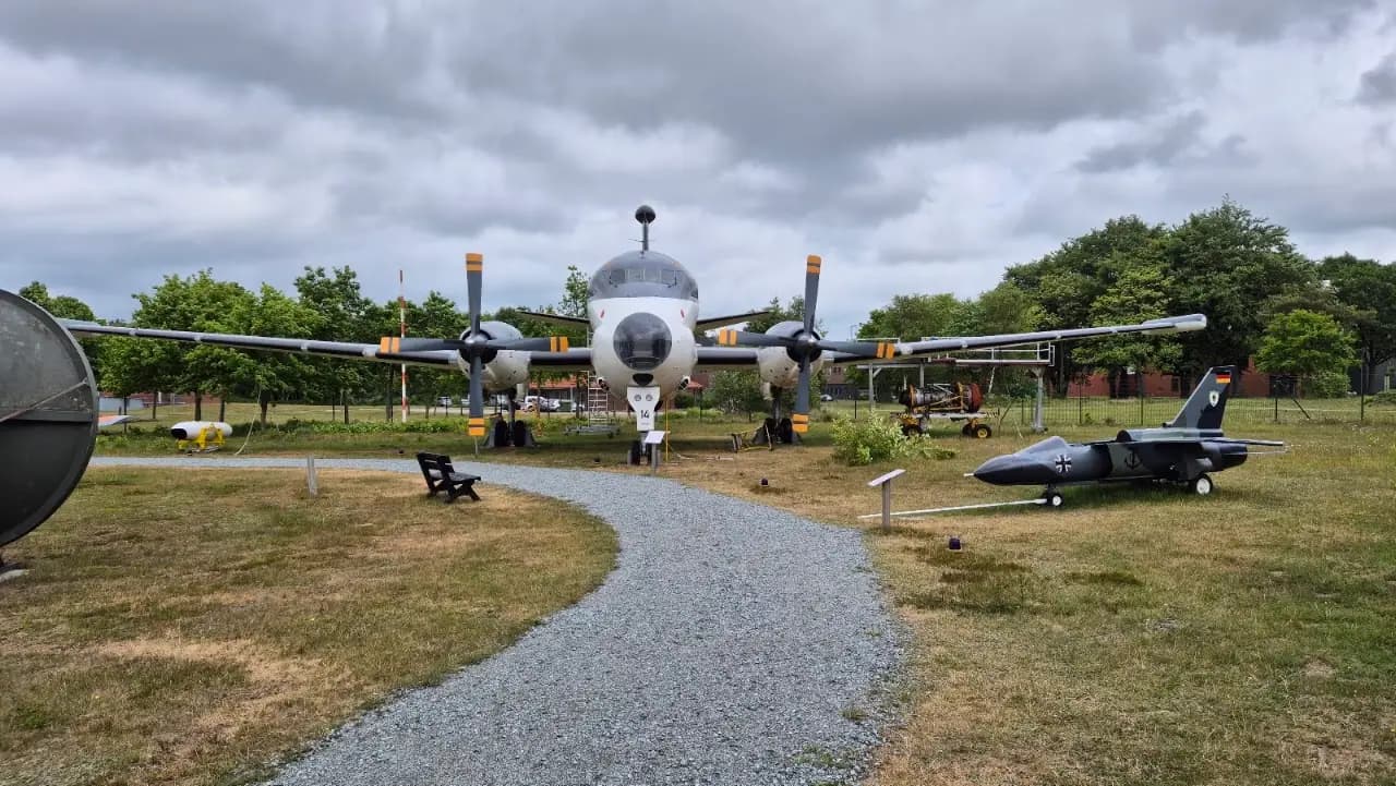Sea-Airport Cuxhaven/Nordholz / Nordholz Naval Airbase
