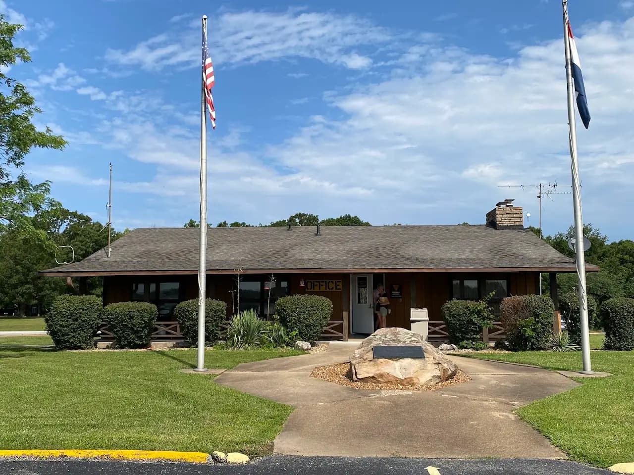 Lee C Fine Memorial Airport