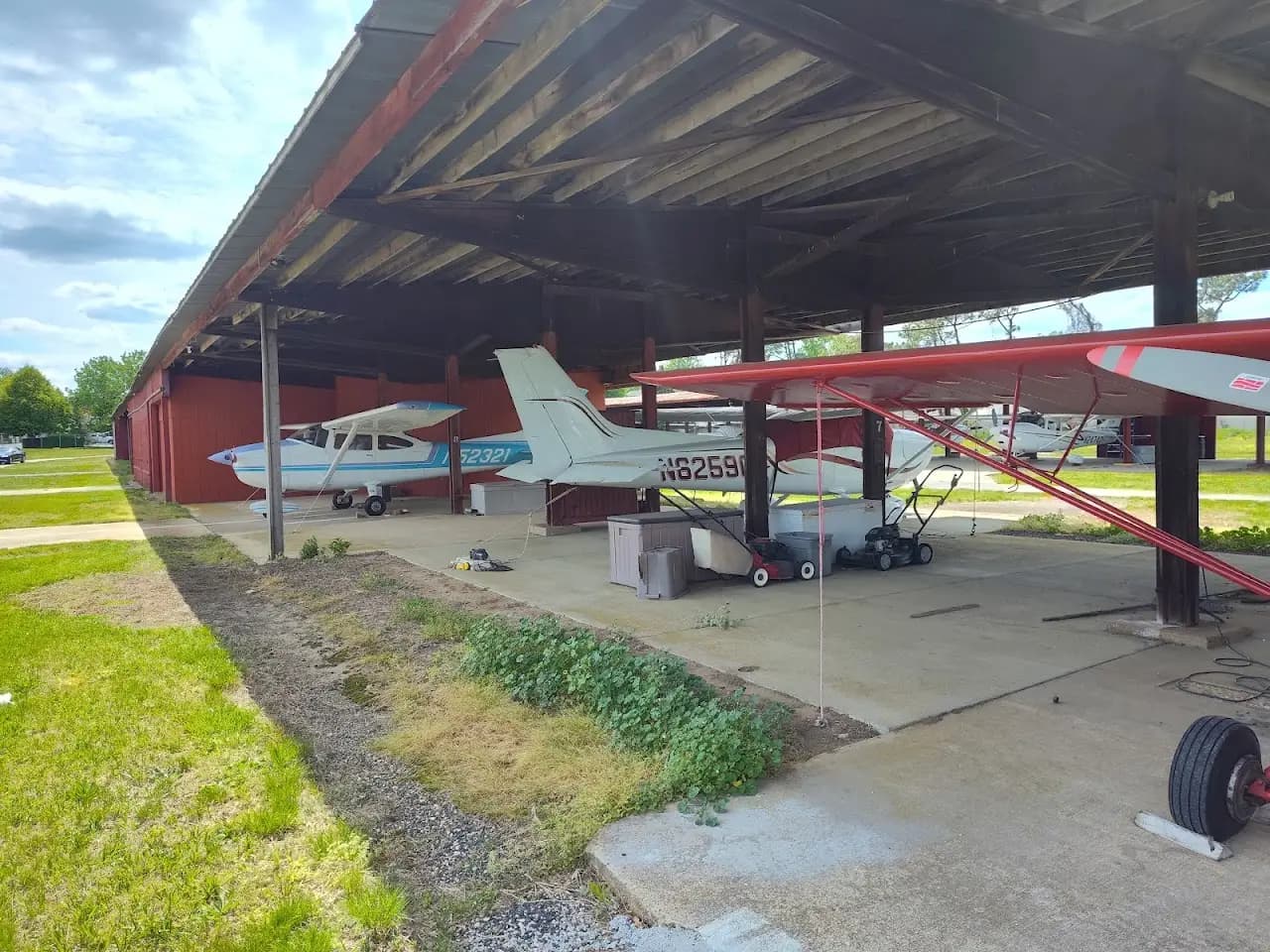 Lee Airport