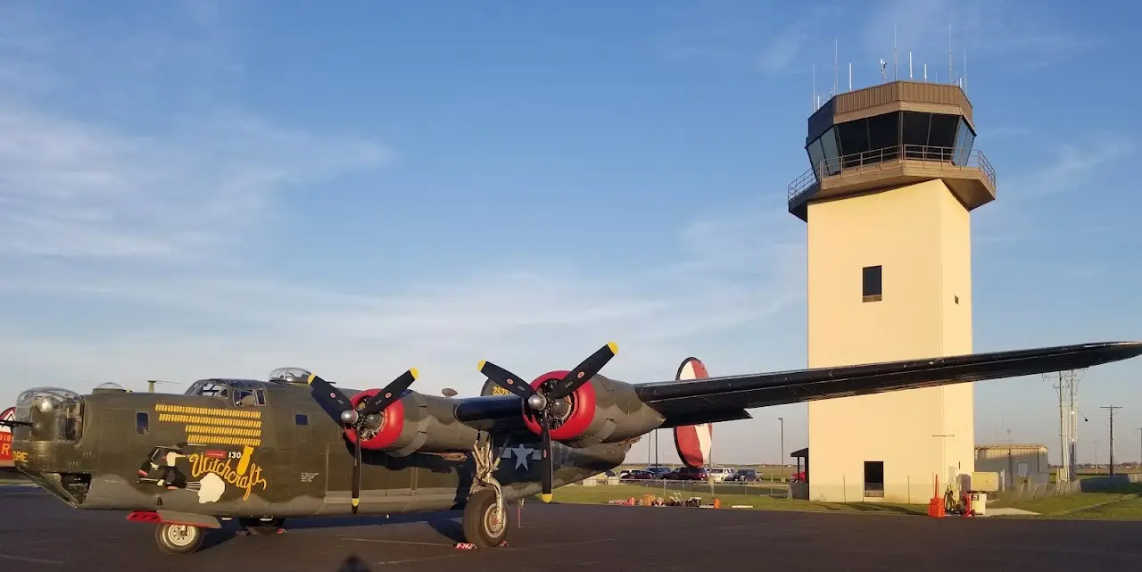 New Braunfels National Airport