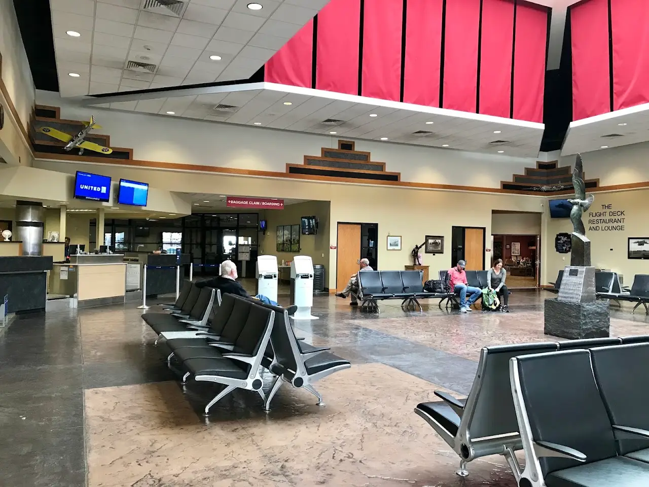Western Neb. Rgnl/William B. Heilig Airport