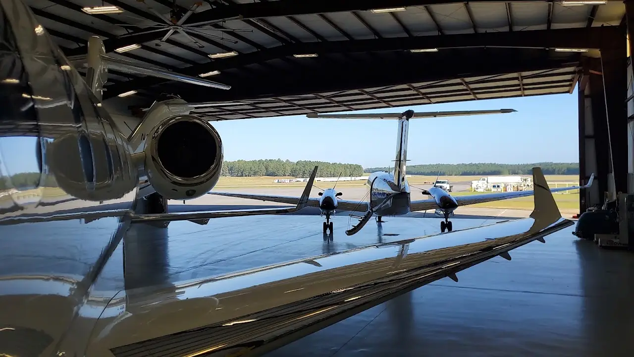 Esler Army Airfield / Esler Regional Airport