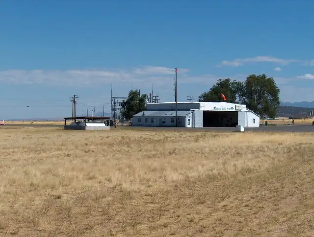Fillmore Municipal Airport