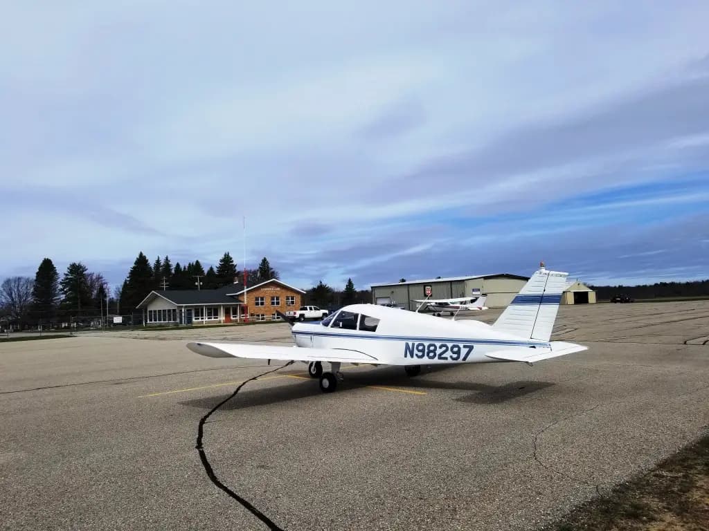 Roscommon County - Blodgett Memorial Airport