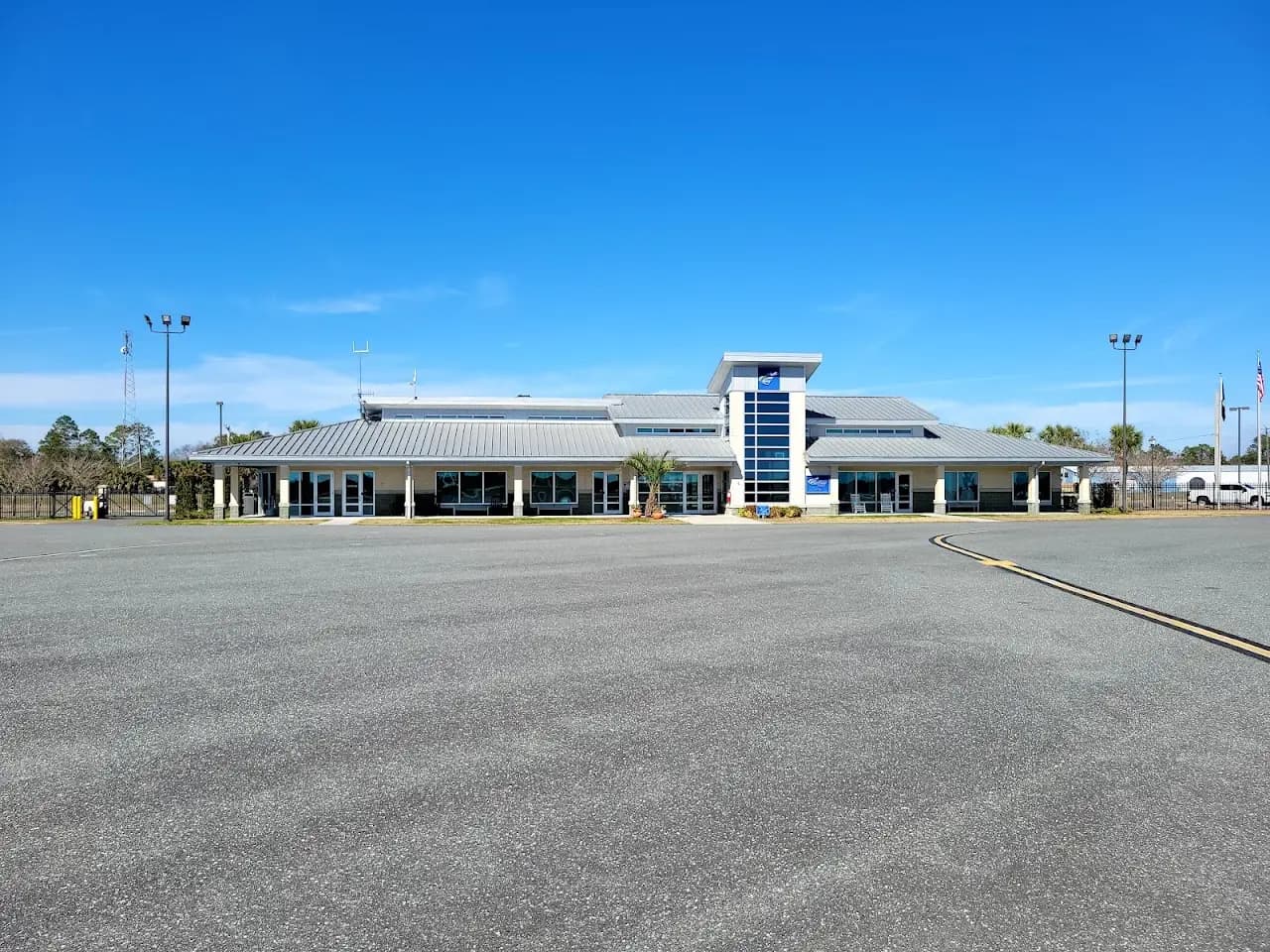 Lake City Gateway Airport