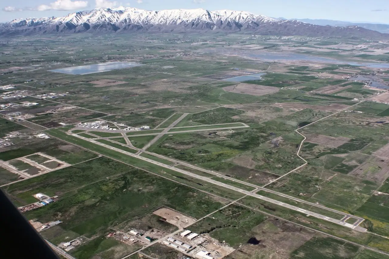Logan-Cache Airport