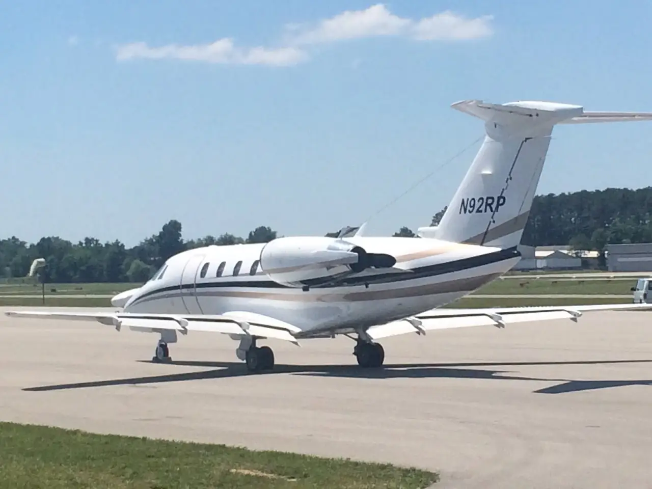 London-Corbin Airport/Magee Field