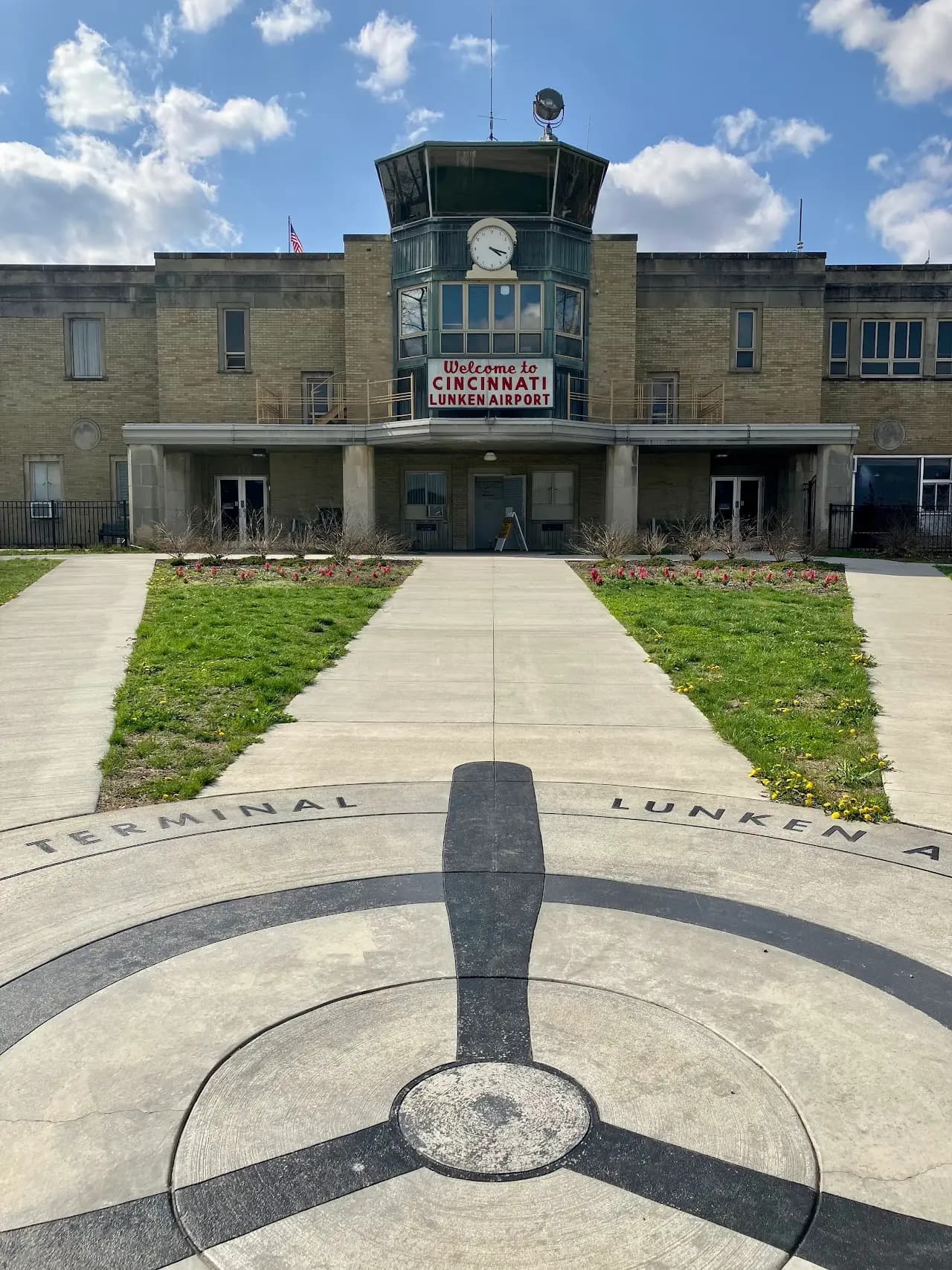 Cincinnati Municipal Airport Lunken Field