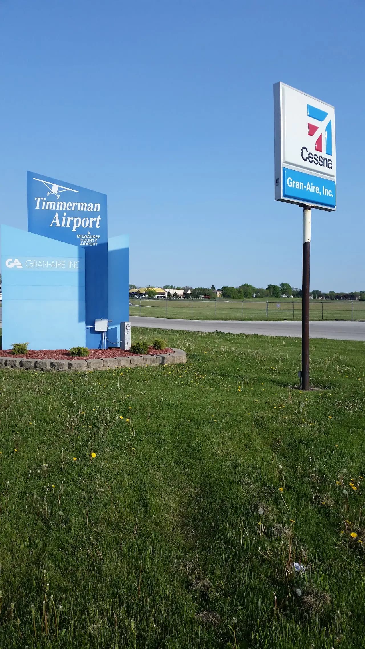Lawrence J Timmerman Airport