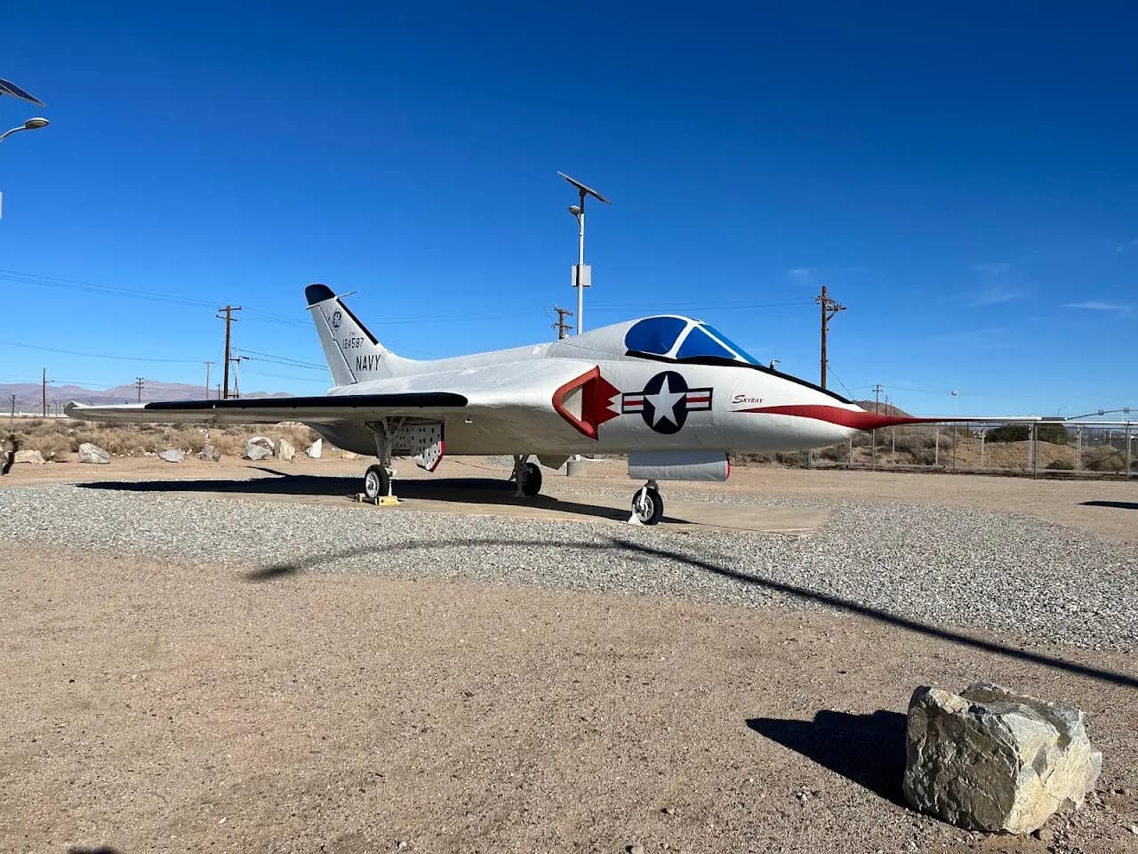 China Lake Naws (Armitage Field) Airport