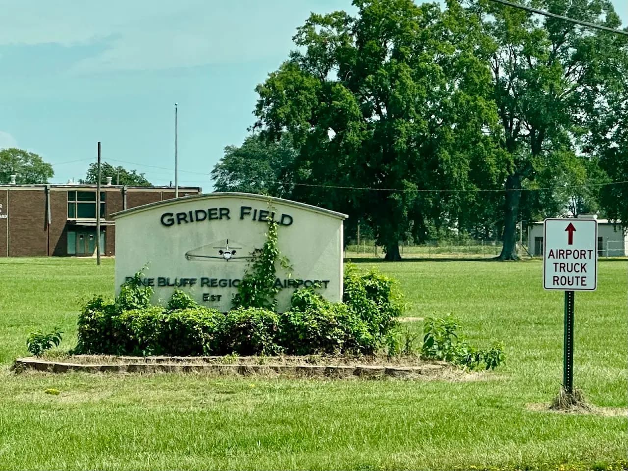 Pine Bluff Regional Airport, Grider Field