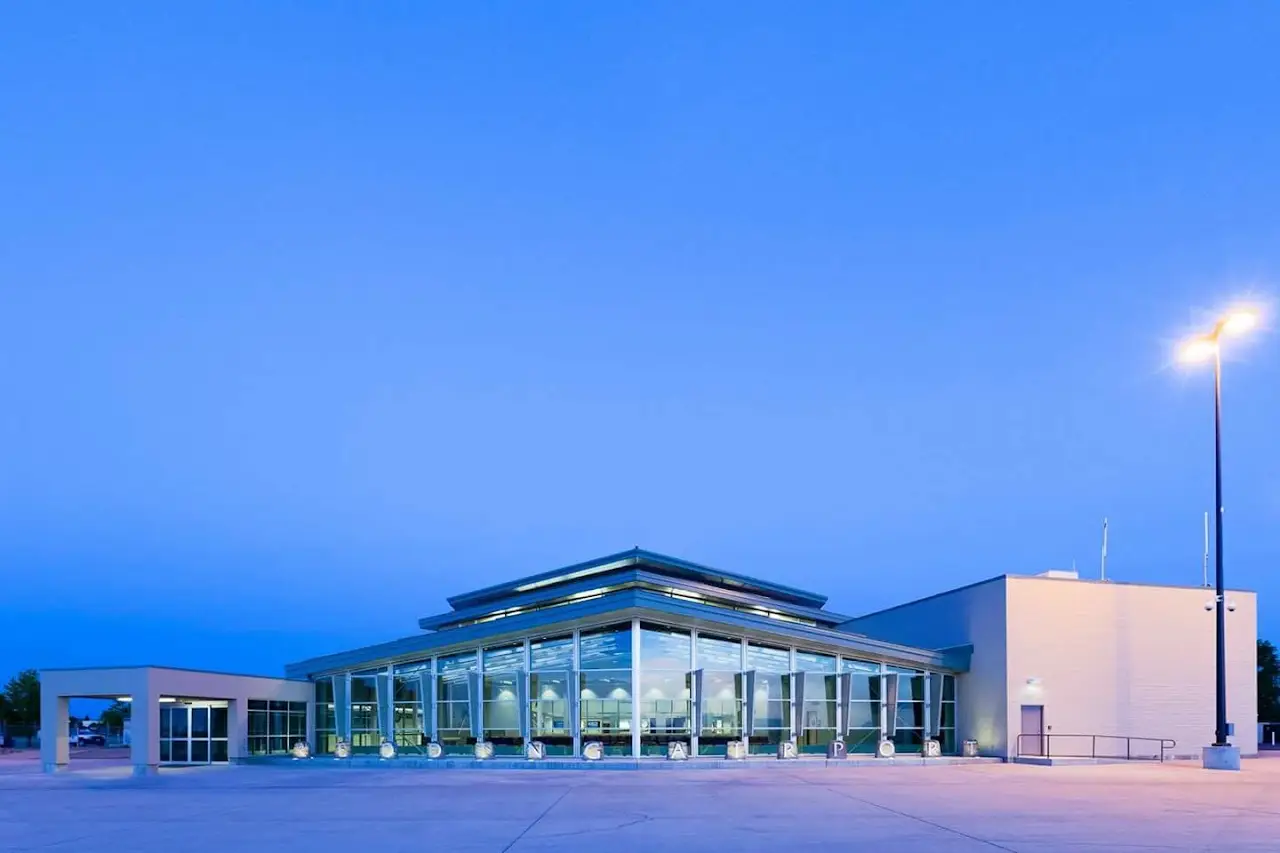 Redding Municipal Airport