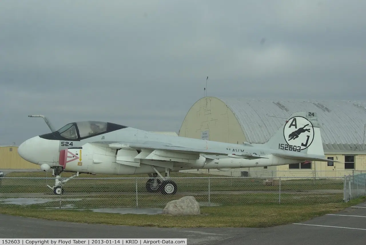 Richmond Municipal Airport