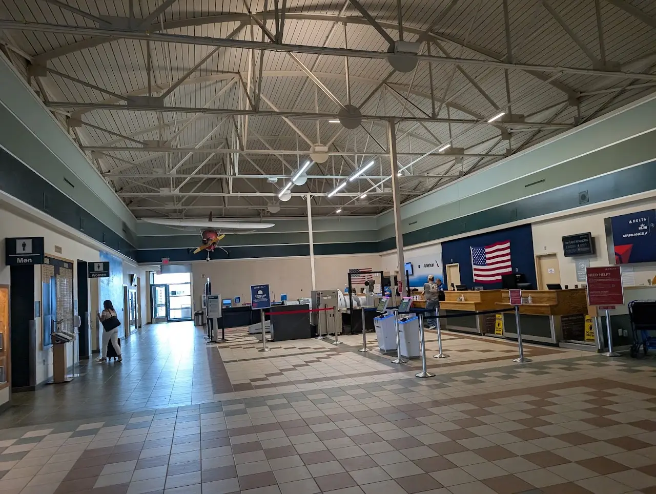 Marquette/Sawyer International Airport