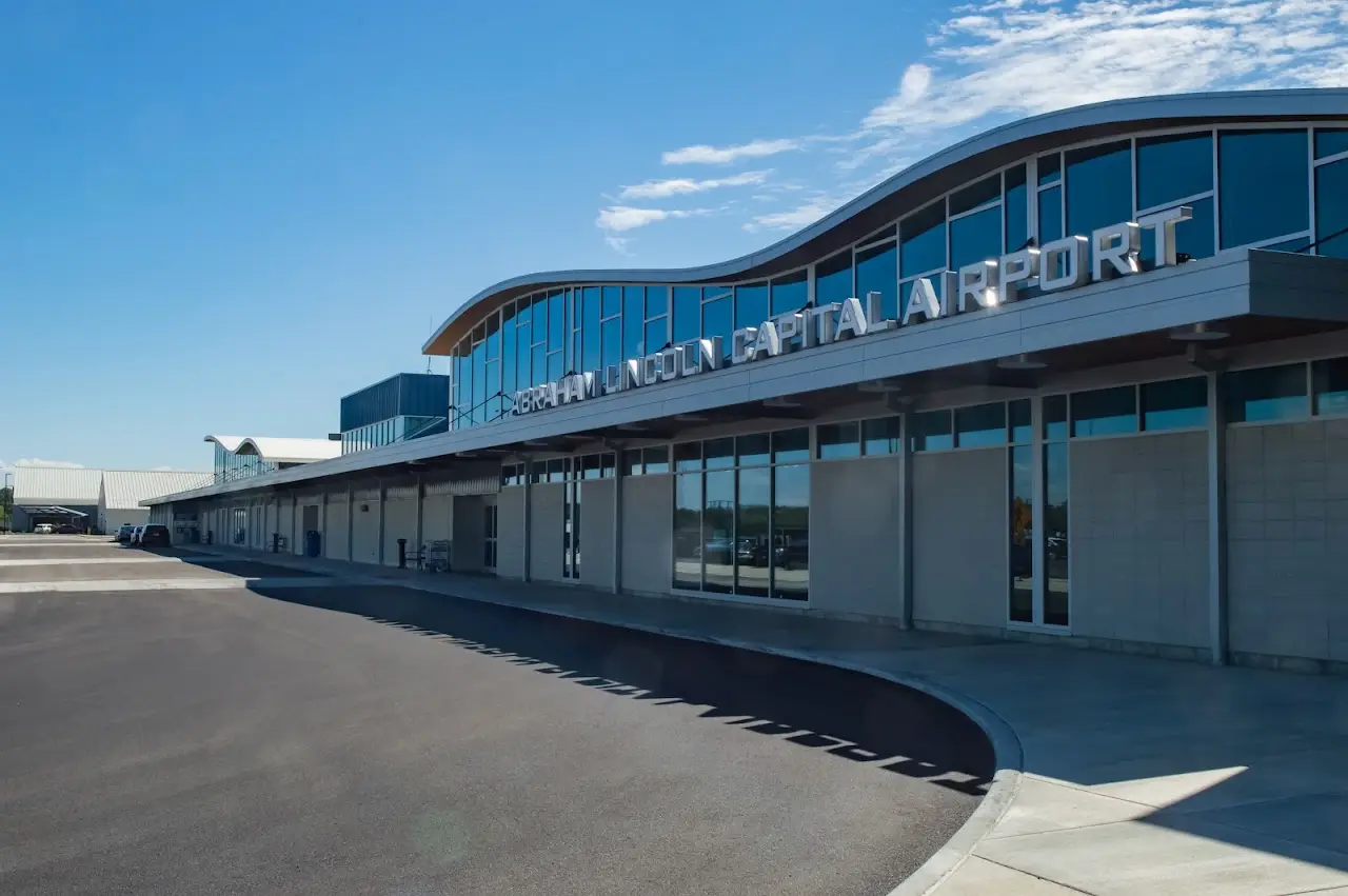 Abraham Lincoln Capital Airport
