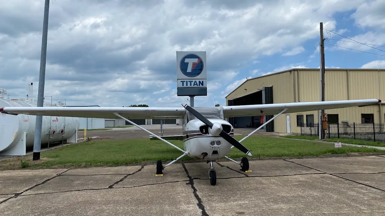 Tullahoma Regional Airport William Northern Field