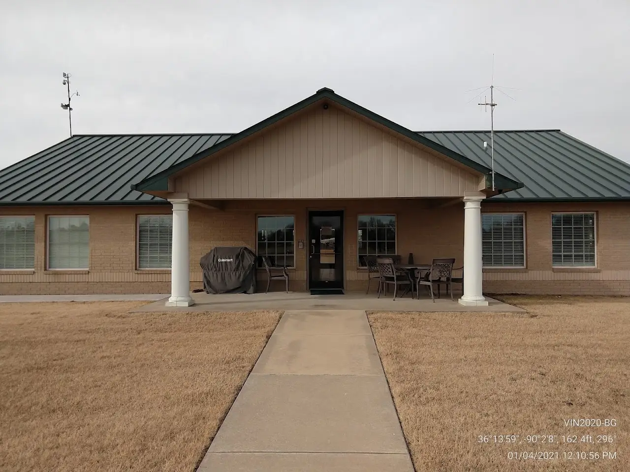 Kennett Memorial Airport