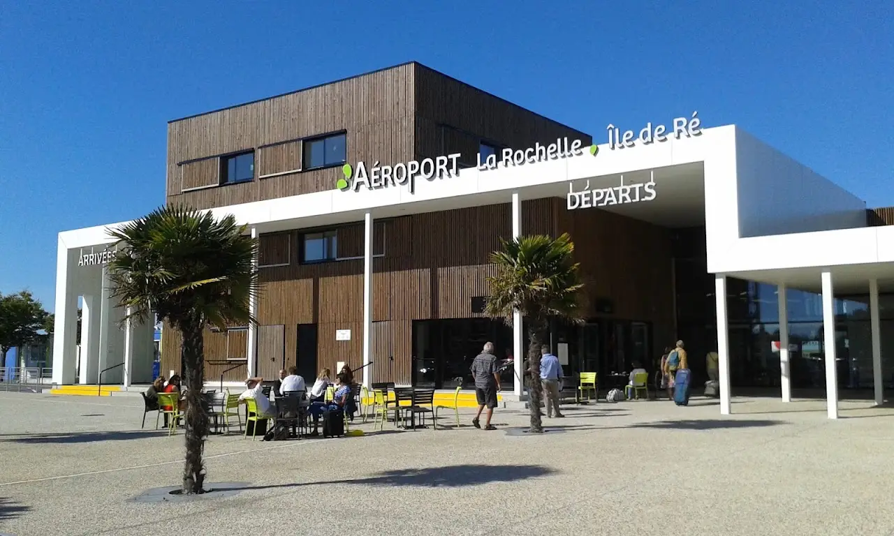 La Rochelle Île de Ré Airport