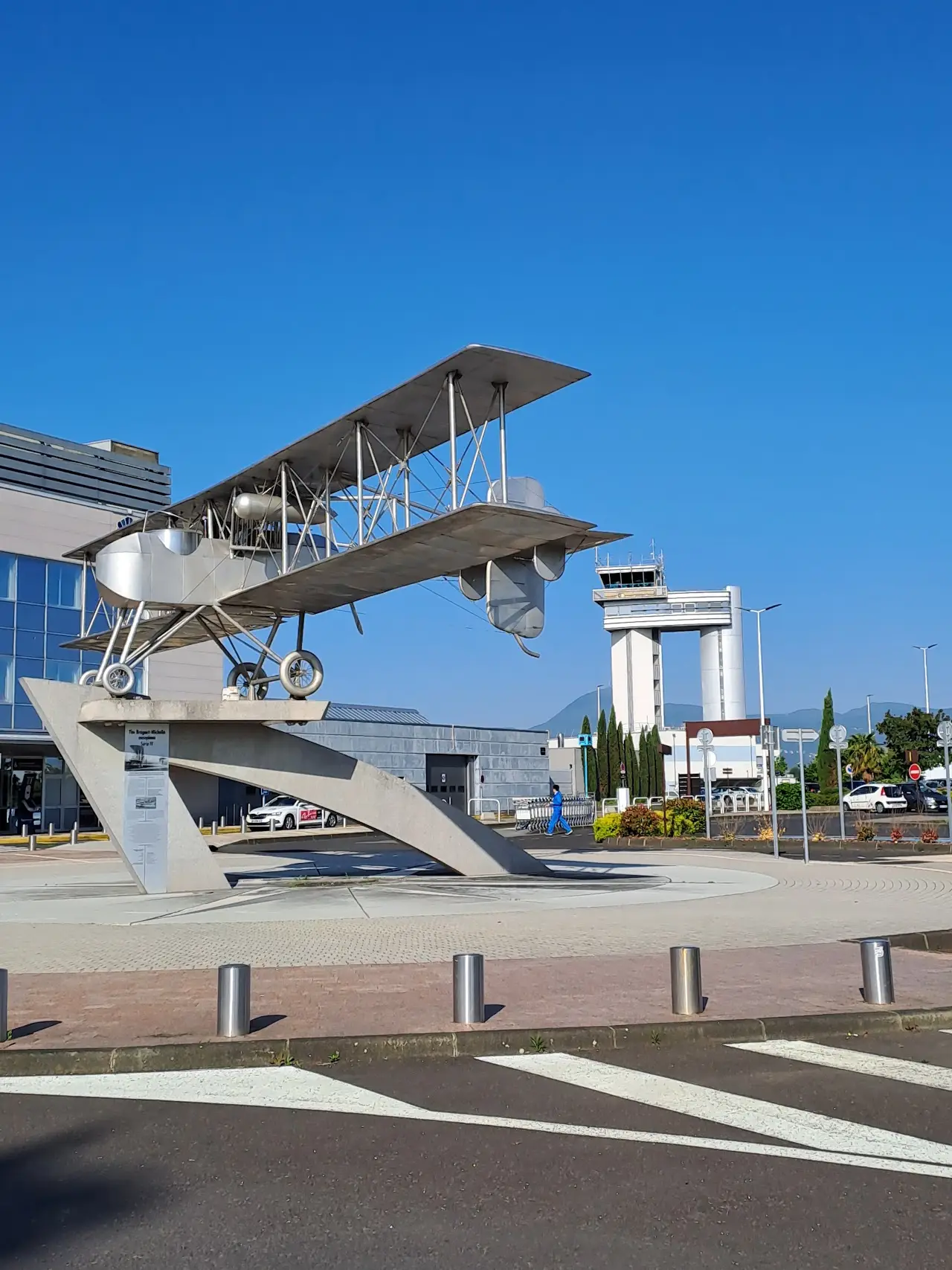 Clermont-Ferrand Auvergne airport