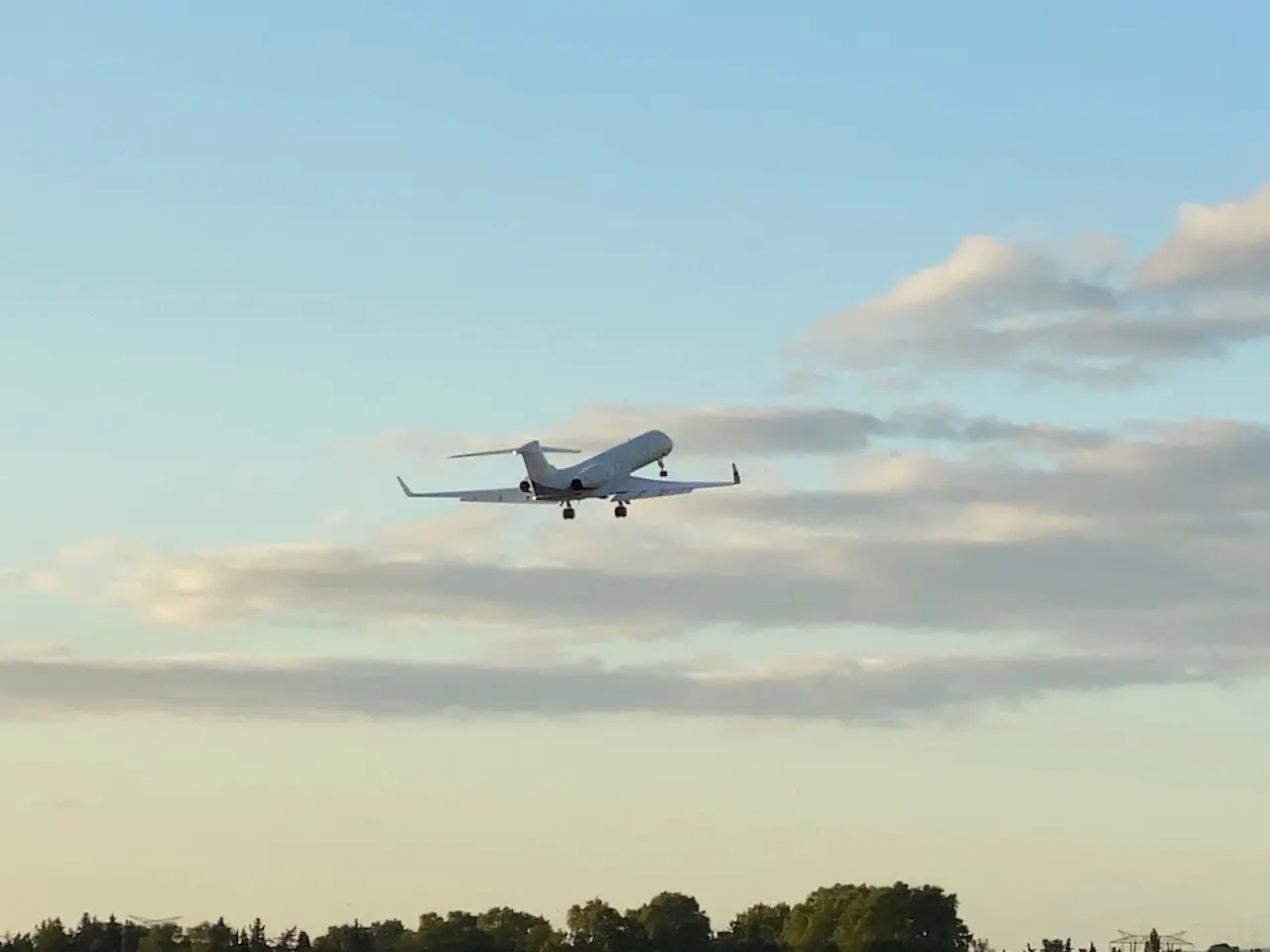 Avignon Caumont airport