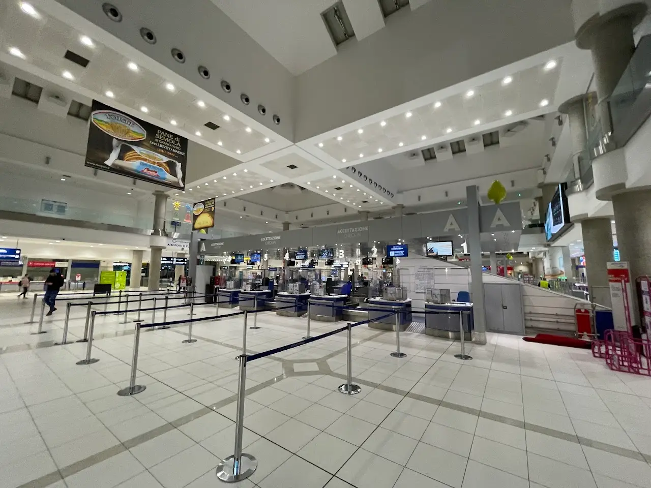 Bari Karol Wojtyła International Airport