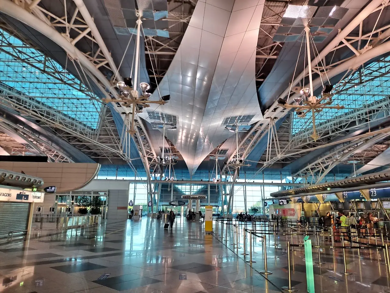 Francisco de Sá Carneiro Airport