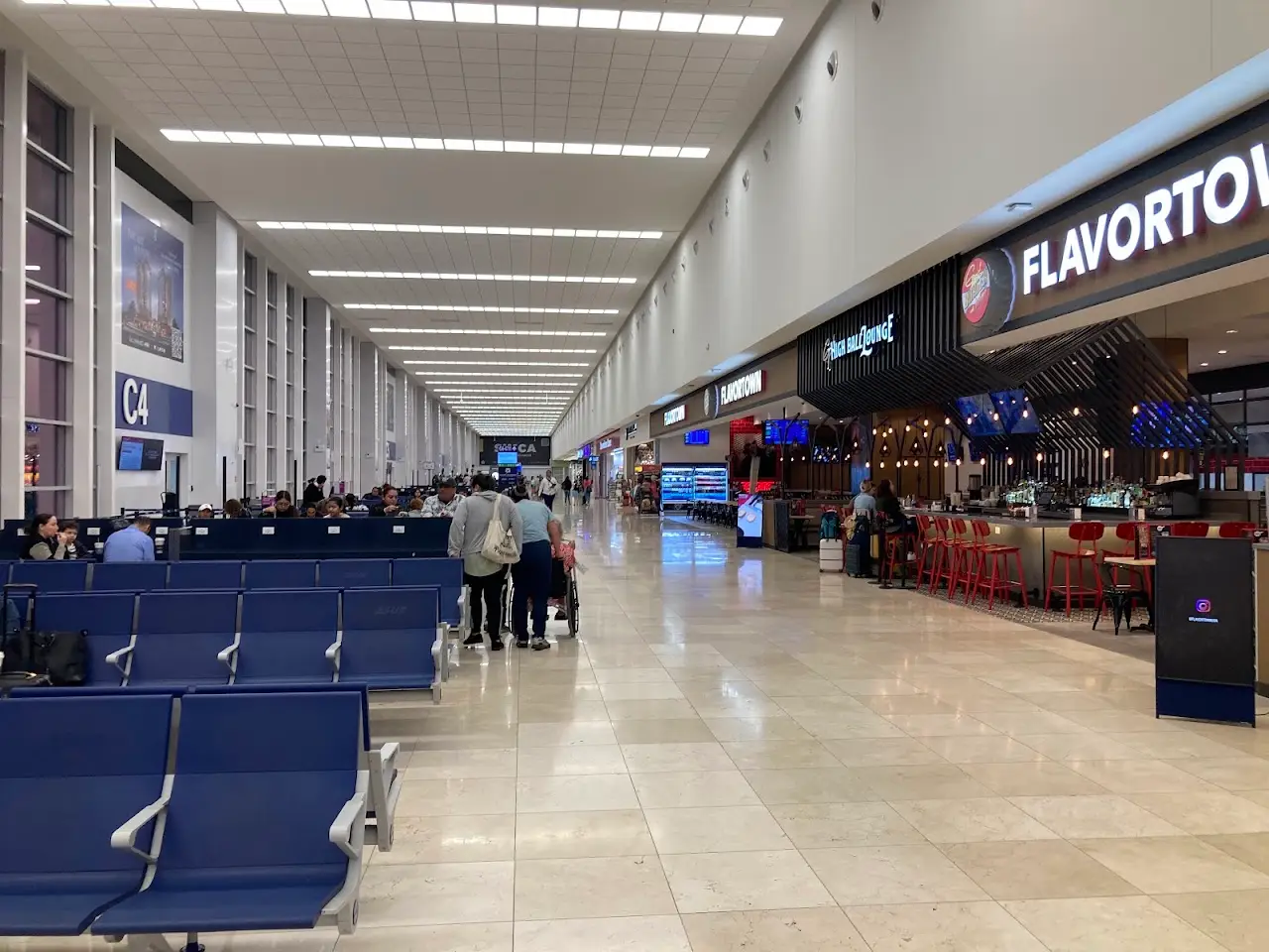Manuel Crescencio Rejón International Airport